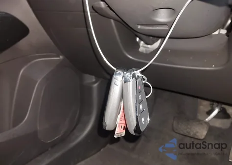 2025 Chevrolet Trax Fwd 2Rs from USA, damaged, VIN KL77LJEP6SC011133